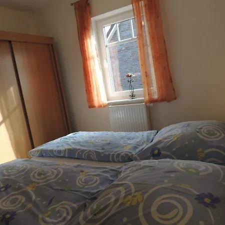 Haus-suedblick-wohnung-1 *