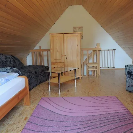 Haus-suedblick-wohnung-1 *