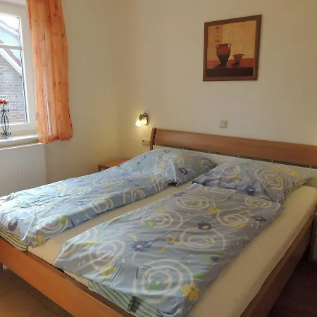 Haus-suedblick-wohnung-1 Apartamento