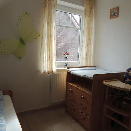 Haus-suedblick-wohnung-1 *